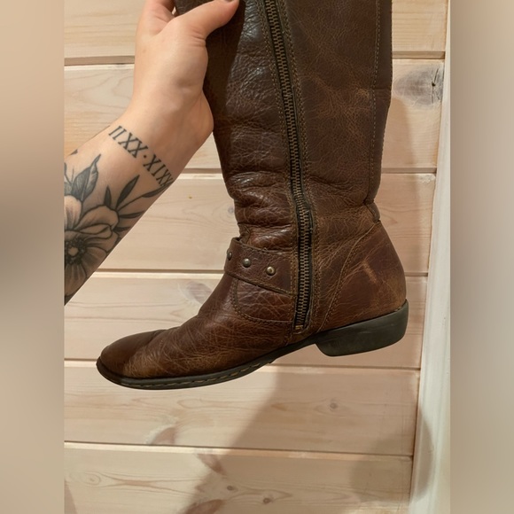 B.O.C. THICK DISTRESSED LEATHER KNEE HIGH RIDING BOOTS - SIZE 6.5 - Picture 6 of 13